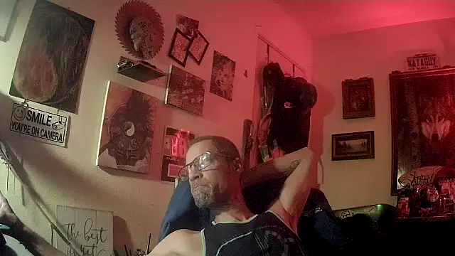 Snapshot of druetrue chatting on 01-10-26, 01:39 druetrue online show from 01-10-26, 01:39