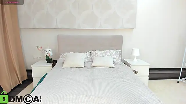 Donna Evans online show from 11-14-25, 12:03