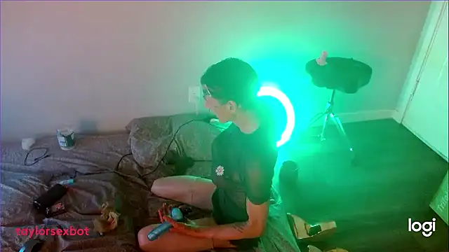 Taylorsexbot online show from 02-02-26, 05:06