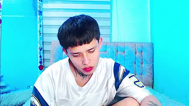  justinmoon2 online show from 06-21-26, 04:18