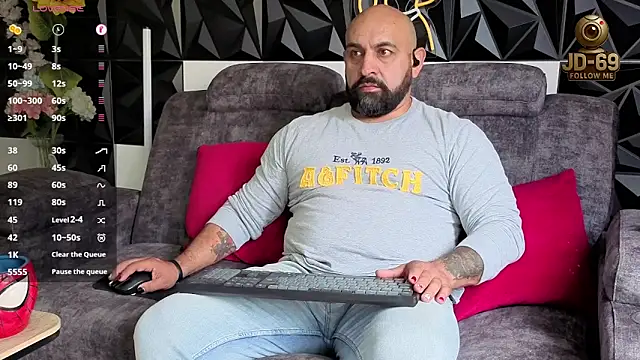 JD-69 online show from 12-17-25, 05:40