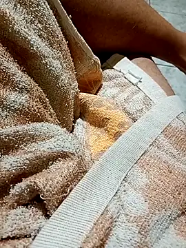 Snapshot of will1980 chatting on 02-07-26, 05:15 will1980 online show from 02-07-26, 05:15