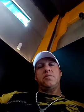 Snapshot of will1980 chatting on 02-16-26, 04:05 will1980 online show from 02-16-26, 04:05