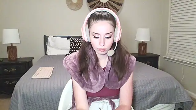 alisonfields online show from 07-16-26, 05:15