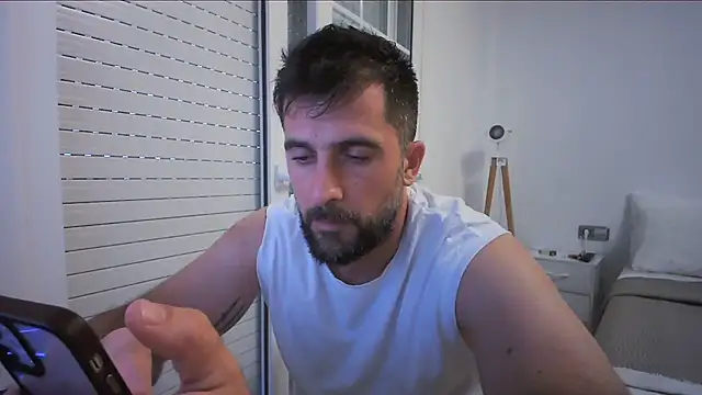 Snapshot of alex877x chatting on 07-15-26, 05:53 alex877x online show from 07-15-26, 05:53