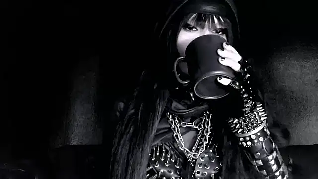 XXIOUX online show from 03-10-26, 02:32