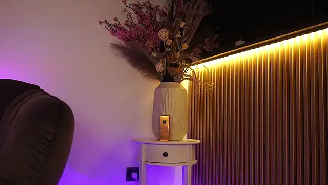 KimyBroox online show from 04-17-26, 08:55