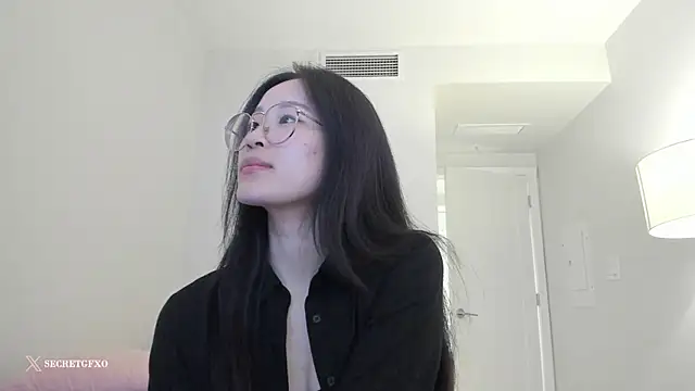 Snapshot of secretgirlfriendxo chatting on 03-22-25, 08:29 secretgirlfriendxo online show from 03-22-25, 08:29