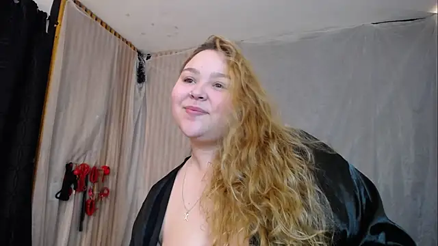 Snapshot of julia_sweet_1 chatting on 01-31-25, 04:36 julia sweet 1 online show from 01-31-25, 04:36