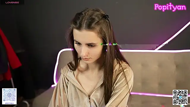 popityan1 online show from 10-10-25, 07:31