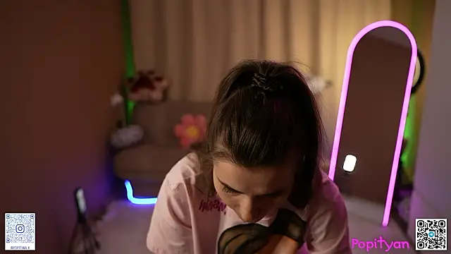 Snapshot of popityan1 chatting on 02-12-26, 08:14 popityan1 online show from 02-12-26, 08:14