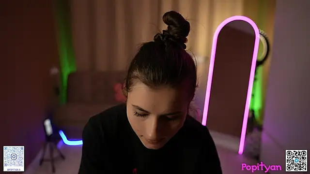 Snapshot of popityan1 chatting on 02-21-26, 07:32 popityan1 online show from 02-21-26, 07:32