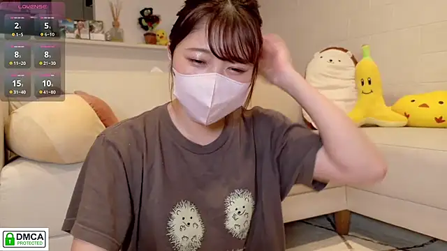 Snapshot of SUZU_ chatting on 07-01-26, 12:49 SUZU online show from 07-01-26, 12:49