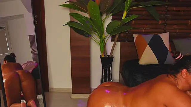 CelesteBailey online show from 03-18-25, 07:33