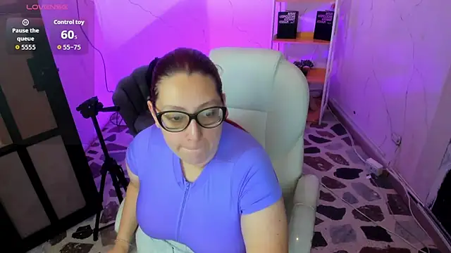NiickyJones online show from 09-18-25, 09:07