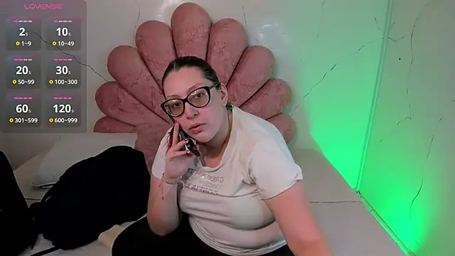 NiickyJones online show from 02-06-26, 10:17