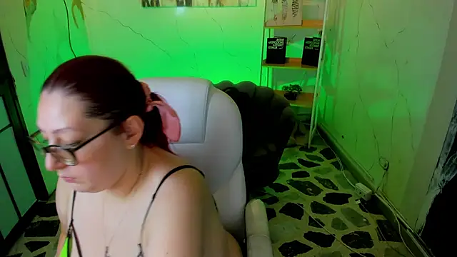 NiickyJones online show from 09-21-25, 10:26