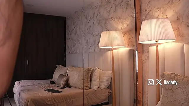 Rosalie vega online show from 04-07-26, 03:47