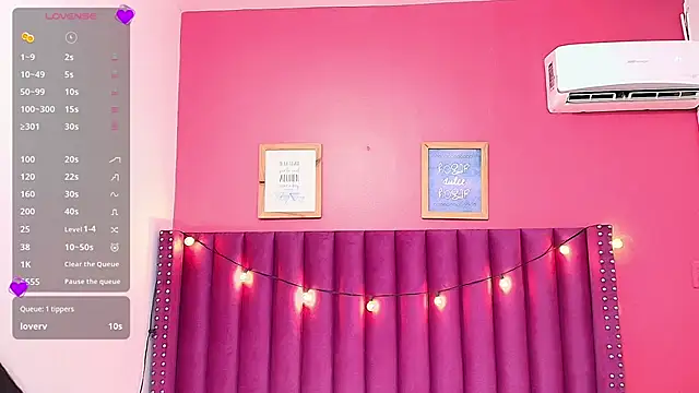 littlee emilyy  online show from 02-06-25, 09:22