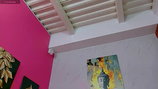 littlee emilyy  online show from 07-06-26, 12:45