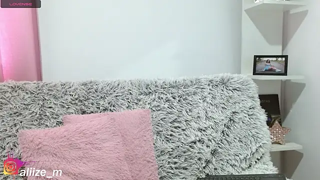 aliicee m online show from 10-07-25, 05:58