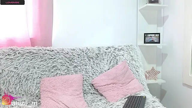 aliicee m online show from 03-12-25, 06:53