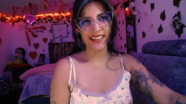 Snapshot of azahar__ziiz chatting on 02-13-25, 05:16 azahar  ziiz online show from 02-13-25, 05:16