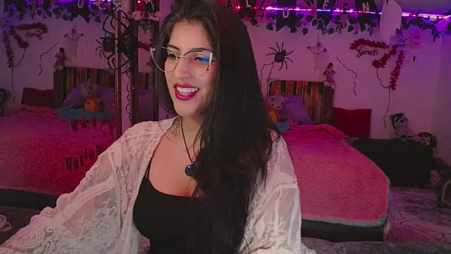 Snapshot of azahar__ziiz chatting on 10-19-25, 02:14 azahar  ziiz online show from 10-19-25, 02:14