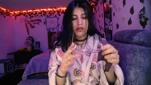 Snapshot of azahar__ziiz chatting on 01-17-25, 08:45 azahar  ziiz online show from 01-17-25, 08:45