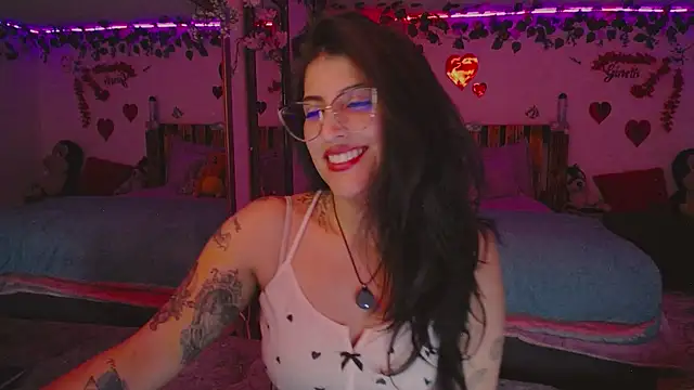 Snapshot of azahar__ziiz chatting on 10-02-25, 12:47 azahar  ziiz online show from 10-02-25, 12:47