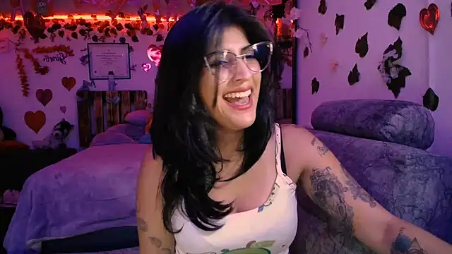 Snapshot of azahar__ziiz chatting on 02-12-25, 12:27 azahar  ziiz online show from 02-12-25, 12:27