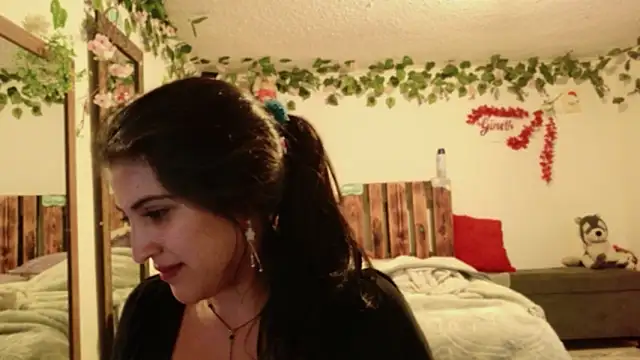 azahar  ziiz online show from 11-24-25, 08:53