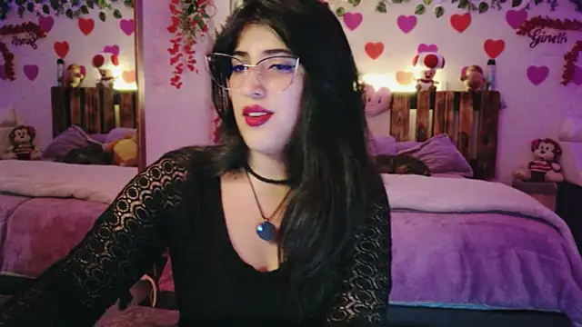 Snapshot of azahar__ziiz chatting on 07-11-26, 12:00 azahar ziiz online show from 07-11-26, 12:00
