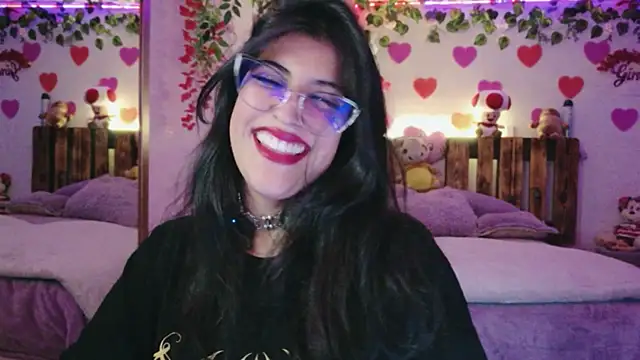 Snapshot of azahar__ziiz chatting on 07-15-26, 11:56 azahar ziiz online show from 07-15-26, 11:56