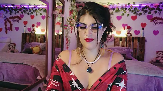 Snapshot of azahar__ziiz chatting on 06-27-26, 11:11 azahar ziiz online show from 06-27-26, 11:11