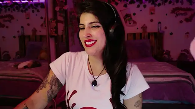 azahar  ziiz online show from 12-20-25, 09:06