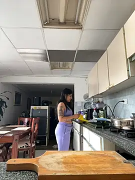 azahar  ziiz online show from 03-18-26, 04:30