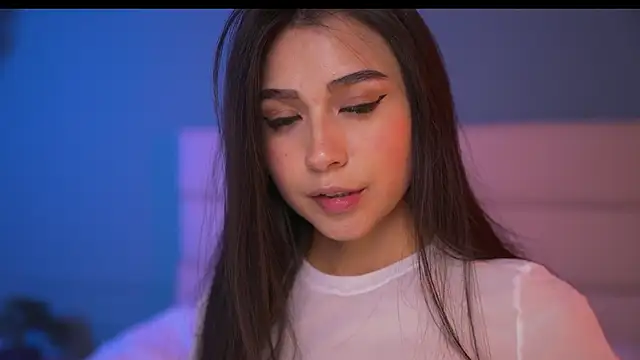 Ashley Jones9 online show from 01-08-26, 03:18