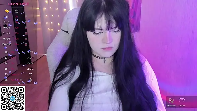 SelenaCute online show from 03-04-26, 11:07