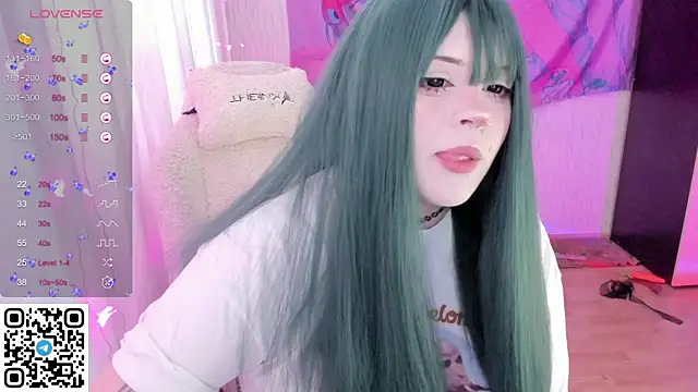 SelenaCute online show from 05-15-26, 08:01