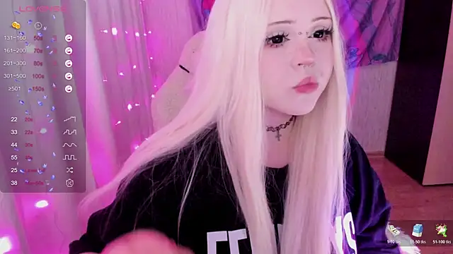 SelenaCute online show from 06-16-26, 04:34