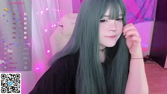 SelenaCute online show from 05-14-26, 05:59