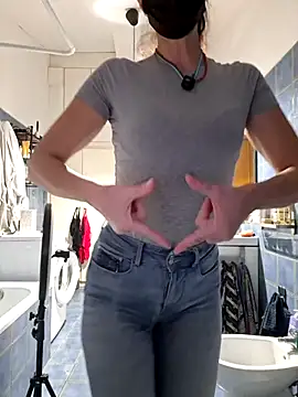 Silvia Zeno online show from 05-23-26, 06:56