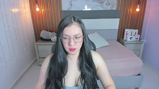 megancero online show from 04-12-26, 12:41