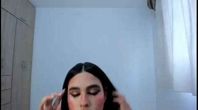 Snapshot of Hana_Zurah chatting on 02-17-25, 10:16 Hana Zurah online show from 02-17-25, 10:16