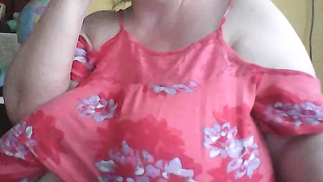 Snapshot of Nataliesbestjuggs chatting on 05-09-26, 09:56 Nataliesbestjuggs online show from 05-09-26, 09:56