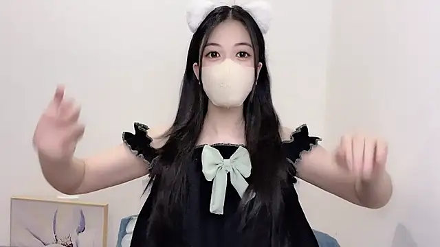 Snapshot of koneko- chatting on 03-02-25, 02:47 koneko- online show from 03-02-25, 02:47