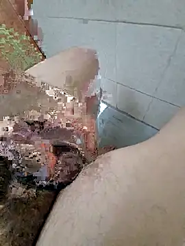 Snapshot of Marcosoro chatting on 10-10-25, 04:13 Marcosoro online show from 10-10-25, 04:13