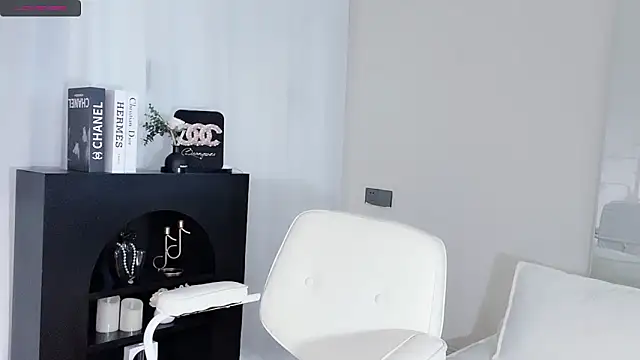 lvy-w online show from 11-11-25, 05:13