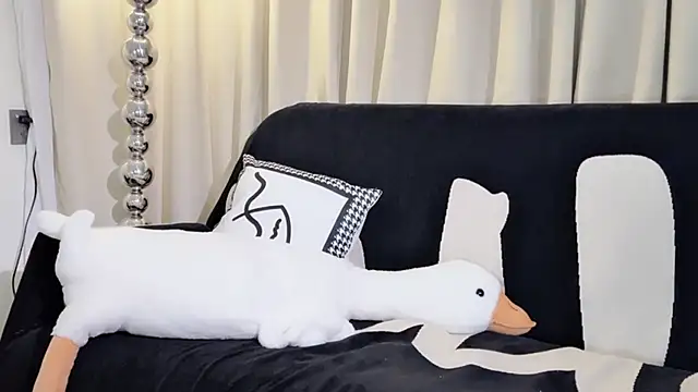 lvy-w online show from 03-04-25, 12:01